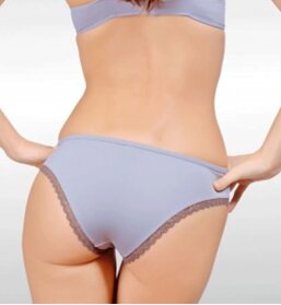 Shorty basique et dentelle Nude 2