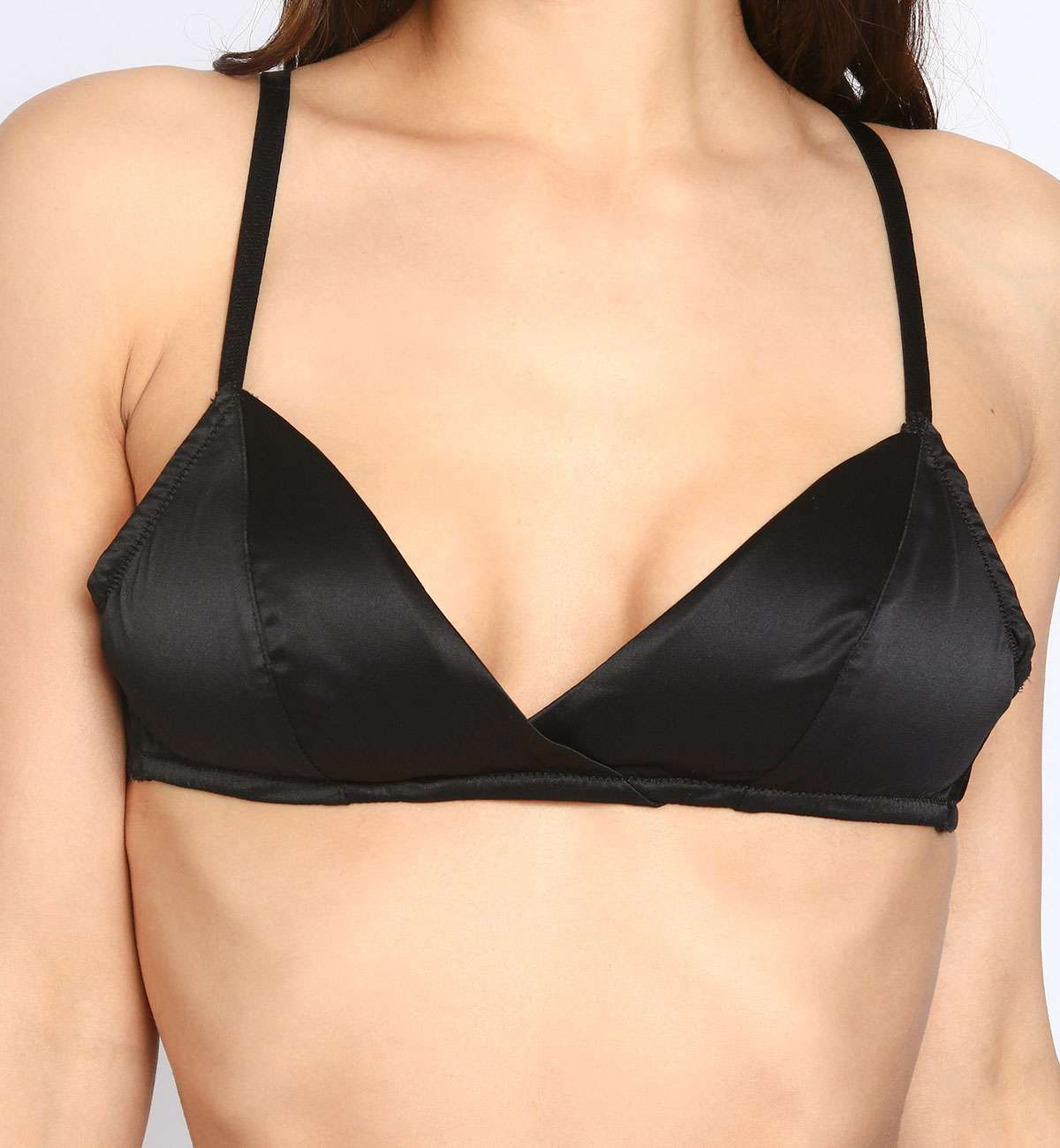 Soutien gorge satin croisé devant...