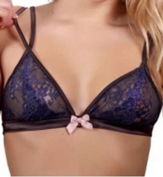 Soutien gorge triangle soie et dentelle en cachette 2