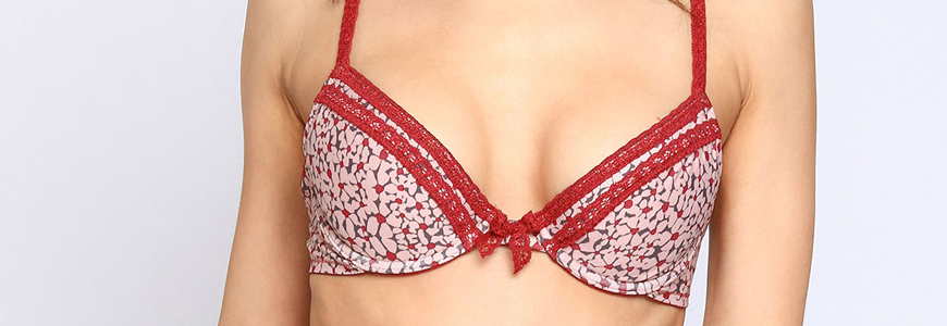 Bra, be glamorous by opting for a glamorous and fatal bra